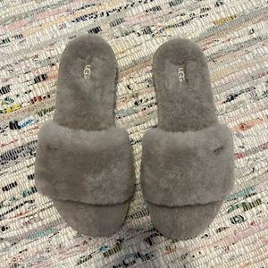 Ugg slippers